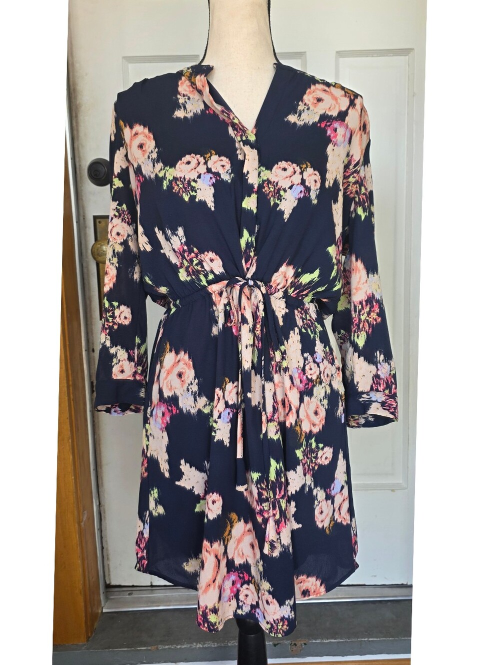 Daniel Rainn Floral Tie-Waist Dress, Medium - Picture 3 of 10